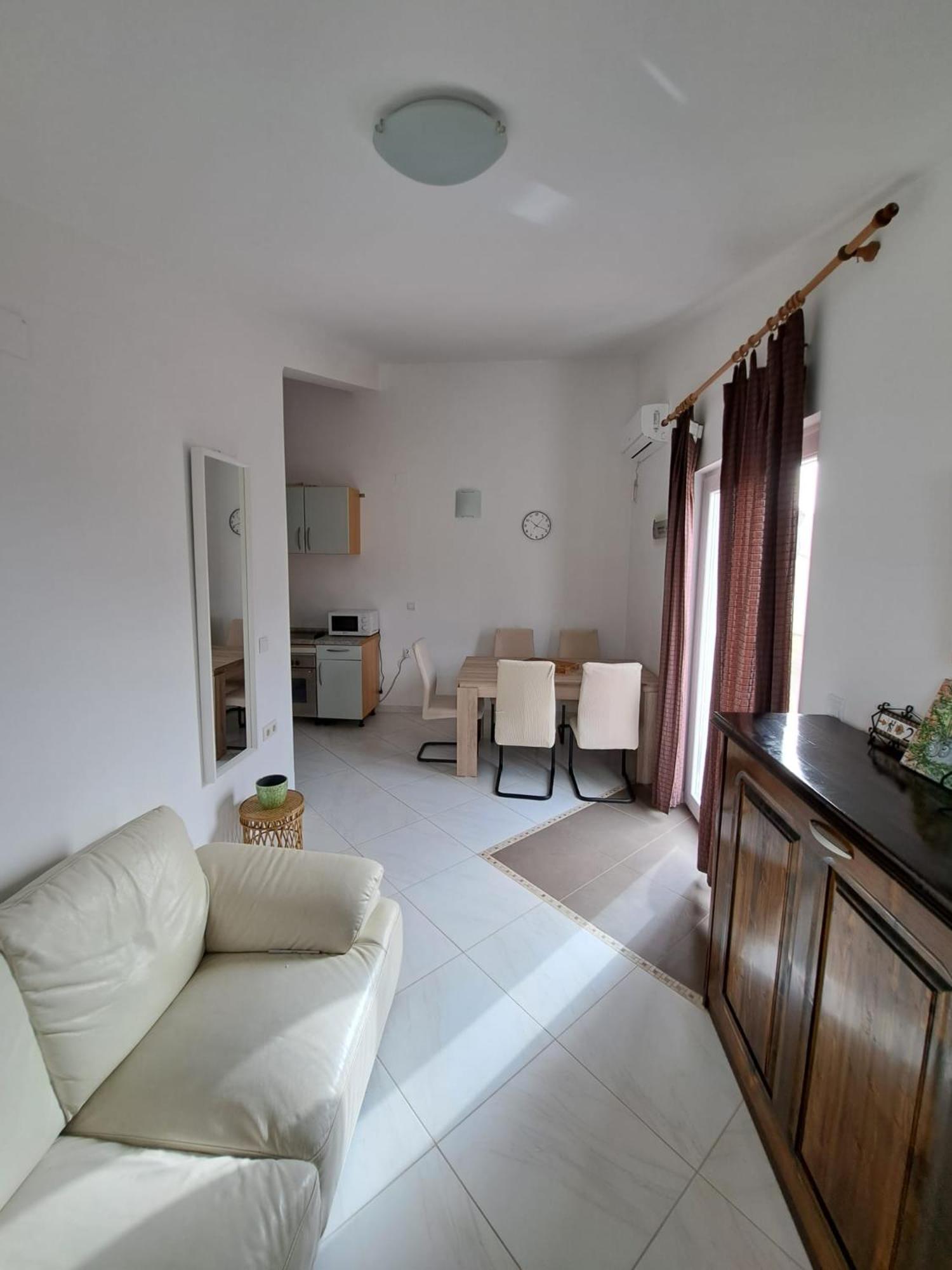 Apartments Maretic Mandre Esterno foto